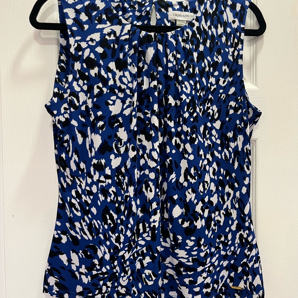 Calvin Klein Women's Blue and Black Patterned Blouse
